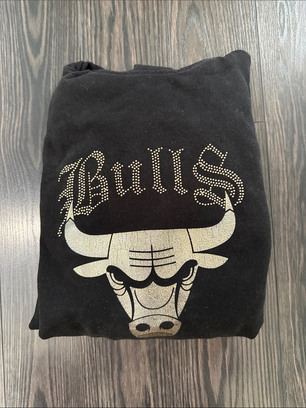 NBA Black Sweatshirt with Metallic Chicago Bulls Logo